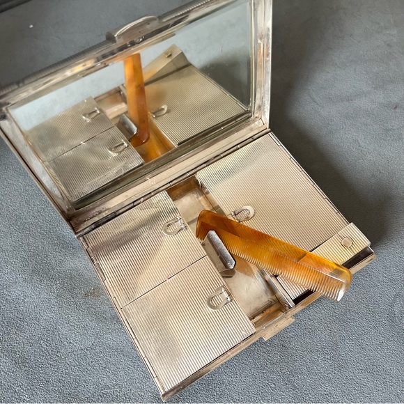 Vintage TIFFANY & CO. 925 Sterling Silver Makeup Kit 5.55x4.10x1.5” 580g - Picture 7 of 12